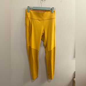 Outdoor Voices yellow leggings size medium